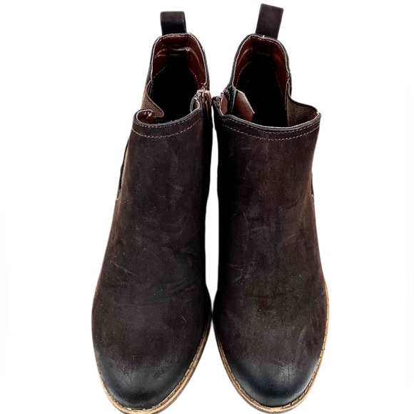 Merona Womens Brown Faux Suede Pull On Bootie Size 8 - Picture 2 of 7